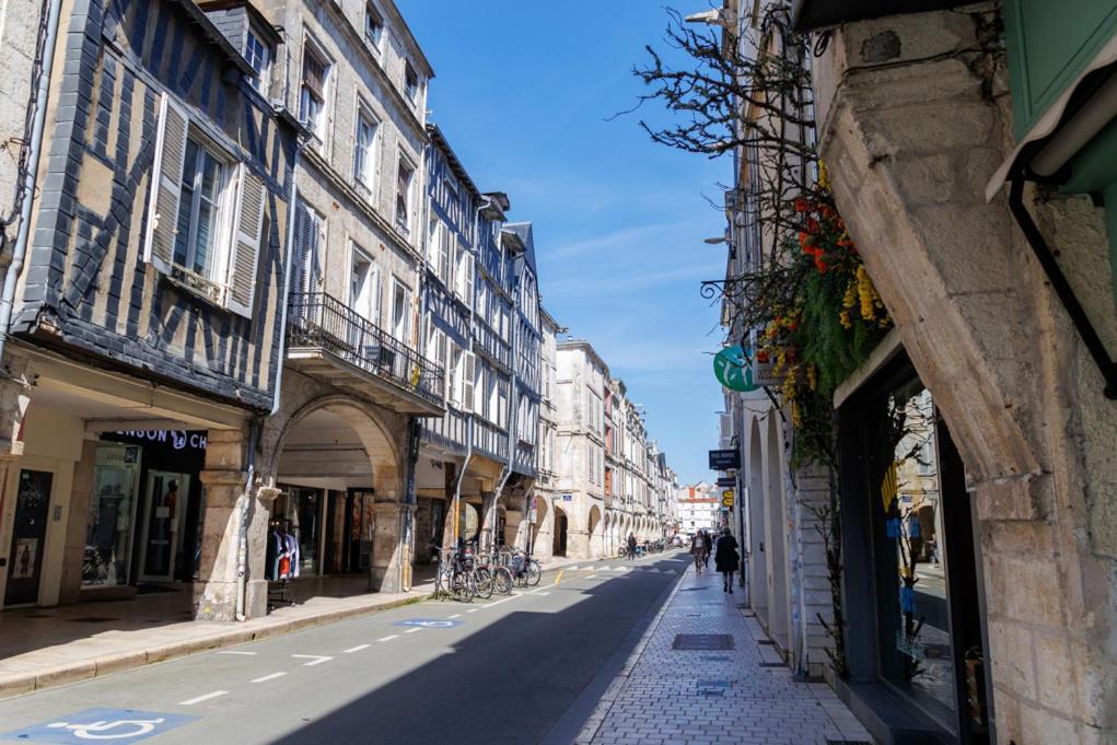 L'Appartement : Location Les Merciers. La Rochelle  Kültér fotó